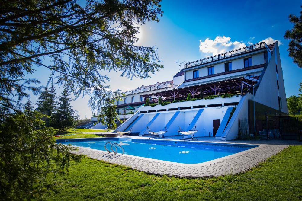 HOTEL BEROUNKA - Křivoklátsko